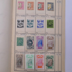Colonies Françaises lot de +2000 timbres en 14 carnets à choix.