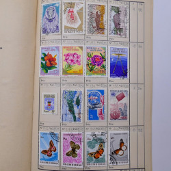 Colonies Françaises lot de +2000 timbres en 14 carnets à choix.