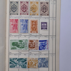 Colonies Françaises lot de +2000 timbres en 14 carnets à choix.