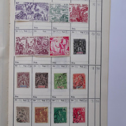 Colonies Françaises lot de +2000 timbres en 14 carnets à choix.