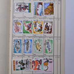 Colonies Françaises lot de +2000 timbres en 14 carnets à choix.