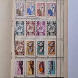 Colonies Françaises lot de +2000 timbres en 14 carnets à choix.