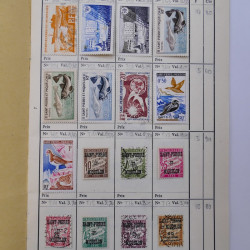 Colonies Françaises lot de +2000 timbres en 14 carnets à choix.