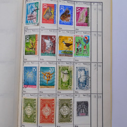 Colonies Françaises lot de +2000 timbres en 14 carnets à choix.
