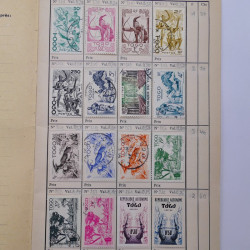 Colonies Françaises lot de +2000 timbres en 14 carnets à choix.