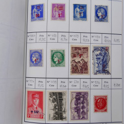 France lot de +2500 timbres 1860-2001 en 16 carnet à choix.