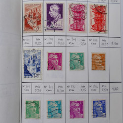 France lot de +2500 timbres 1860-2001 en 16 carnet à choix.