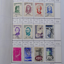 France lot de +2500 timbres 1860-2001 en 16 carnet à choix.