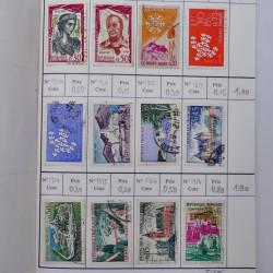 France lot de +2500 timbres 1860-2001 en 16 carnet à choix.