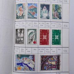 France lot de +2500 timbres 1860-2001 en 16 carnet à choix.