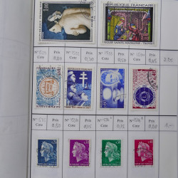 France lot de +2500 timbres 1860-2001 en 16 carnet à choix.