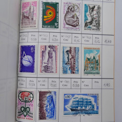 France lot de +2500 timbres 1860-2001 en 16 carnet à choix.