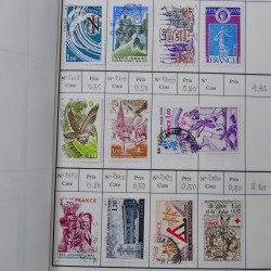 France lot de +2500 timbres 1860-2001 en 16 carnet à choix.
