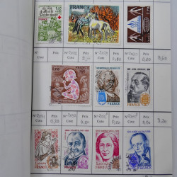 France lot de +2500 timbres 1860-2001 en 16 carnet à choix.