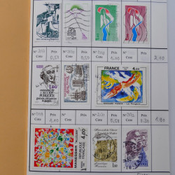 France lot de +2500 timbres 1860-2001 en 16 carnet à choix.