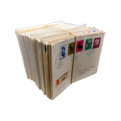 Suisse lot de +200 enveloppes premier jour FDC 1963-1983 en une boite.