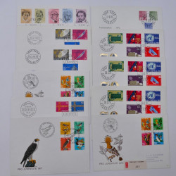 Suisse lot de +200 enveloppes premier jour FDC 1963-1983 en une boite.