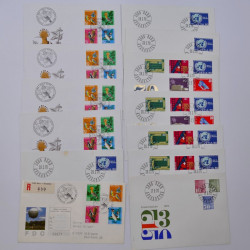 Suisse lot de +200 enveloppes premier jour FDC 1963-1983 en une boite.