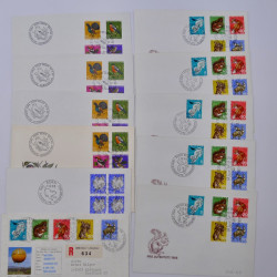 Suisse lot de +200 enveloppes premier jour FDC 1963-1983 en une boite.