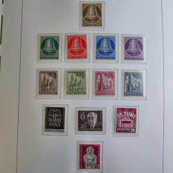 Collection timbres d'Allemagne Berlin 1948-1990 en album lux. Collection timbres d'Allemagne Berlin 1948-1990 en album lux.