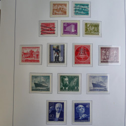Collection timbres d'Allemagne Berlin 1948-1990 en album lux. Collection timbres d'Allemagne Berlin 1948-1990 en album lux.