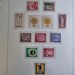 Collection timbres d'Allemagne Berlin 1948-1990 en album lux. Collection timbres d'Allemagne Berlin 1948-1990 en album lux.