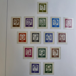 Collection timbres d'Allemagne Berlin 1948-1990 en album lux. Collection timbres d'Allemagne Berlin 1948-1990 en album lux.