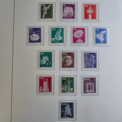 Collection timbres d'Allemagne Berlin 1948-1990 en album lux. Collection timbres d'Allemagne Berlin 1948-1990 en album lux.