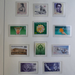Collection timbres d'Allemagne Berlin 1948-1990 en album lux. Collection timbres d'Allemagne Berlin 1948-1990 en album lux.