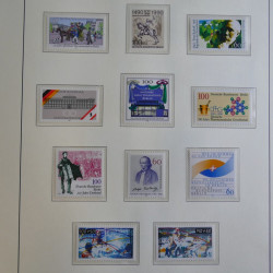 Collection timbres d'Allemagne Berlin 1948-1990 en album lux. Collection timbres d'Allemagne Berlin 1948-1990 en album lux.