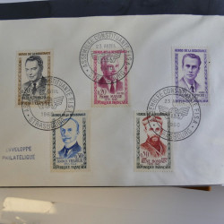 Lot de 72 lettres, commémoratifs du monde 1839-1952 en un album. Lot de 72 lettres, commémoratifs du monde 1839-1952 en un album.