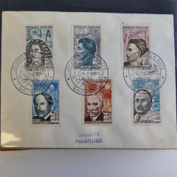 Lot de 72 lettres, commémoratifs du monde 1839-1952 en un album. Lot de 72 lettres, commémoratifs du monde 1839-1952 en un album.