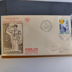 Lot de 72 lettres, commémoratifs du monde 1839-1952 en un album. Lot de 72 lettres, commémoratifs du monde 1839-1952 en un album.