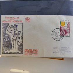 Lot de 72 lettres, commémoratifs du monde 1839-1952 en un album. Lot de 72 lettres, commémoratifs du monde 1839-1952 en un album.