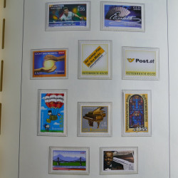 Collection timbres d'Autriche 2000-2018 neuf** en album lux. Collection timbres d'Autriche 2000-2018 neuf** en album lux.