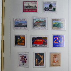 Collection timbres d'Autriche 2000-2018 neuf** en album lux. Collection timbres d'Autriche 2000-2018 neuf** en album lux.
