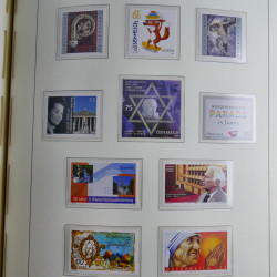 Collection timbres d'Autriche 2000-2018 neuf** en album lux. Collection timbres d'Autriche 2000-2018 neuf** en album lux.