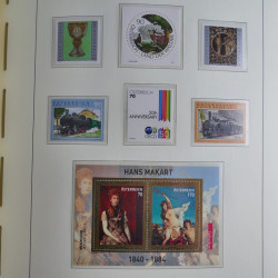 Collection timbres d'Autriche 2000-2018 neuf** en album lux. Collection timbres d'Autriche 2000-2018 neuf** en album lux.