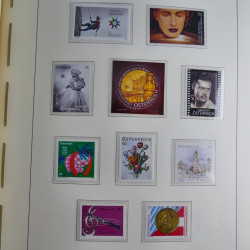 Collection timbres d'Autriche 2000-2018 neuf** en album lux. Collection timbres d'Autriche 2000-2018 neuf** en album lux.