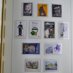 Collection timbres d'Autriche 2000-2018 neuf** en album lux. Collection timbres d'Autriche 2000-2018 neuf** en album lux.