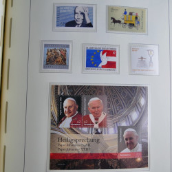 Collection timbres d'Autriche 2000-2018 neuf** en album lux. Collection timbres d'Autriche 2000-2018 neuf** en album lux.