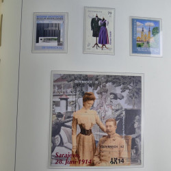 Collection timbres d'Autriche 2000-2018 neuf** en album lux. Collection timbres d'Autriche 2000-2018 neuf** en album lux.