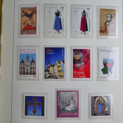 Collection timbres d'Autriche 2000-2018 neuf** en album lux. Collection timbres d'Autriche 2000-2018 neuf** en album lux.