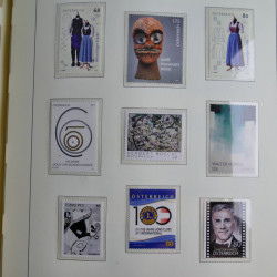 Collection timbres d'Autriche 2000-2018 neuf** en album lux. Collection timbres d'Autriche 2000-2018 neuf** en album lux.