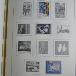 Collection timbres d'Autriche 2000-2018 neuf** en album lux. Collection timbres d'Autriche 2000-2018 neuf** en album lux.