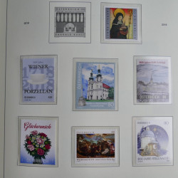 Collection timbres d'Autriche 2000-2018 neuf** en album lux. Collection timbres d'Autriche 2000-2018 neuf** en album lux.