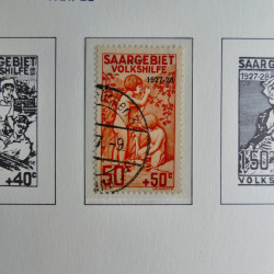 Collection de timbres de Sarre 1920-1959 sur feuilles d'album. Collection de timbres de Sarre 1920-1959 sur feuilles d'album.