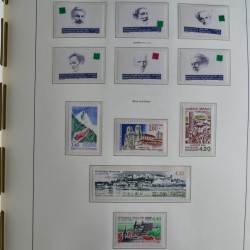 Collection timbres de France 1993-2002 neufs en album lux. Collection timbres de France 1993-2002 neufs en album lux.