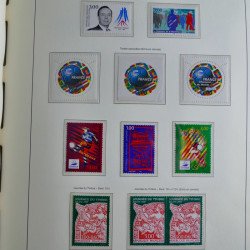 Collection timbres de France 1993-2002 neufs en album lux. Collection timbres de France 1993-2002 neufs en album lux.