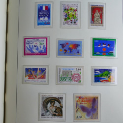 Collection timbres de France 1993-2002 neufs en album lux. Collection timbres de France 1993-2002 neufs en album lux.